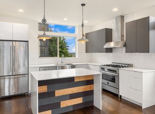 4441B 41st Ave SW, Seattle, WA 98116