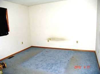 4th image of 1761 Holiday Dr