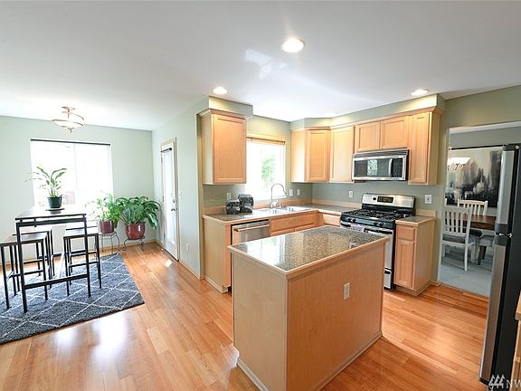 Kitchen with Breakfast Nook