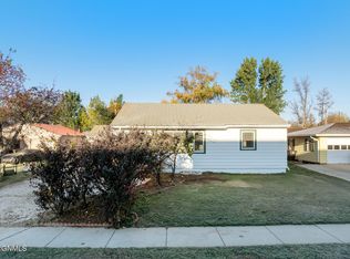 302 N Benson St, Tioga, ND 58852