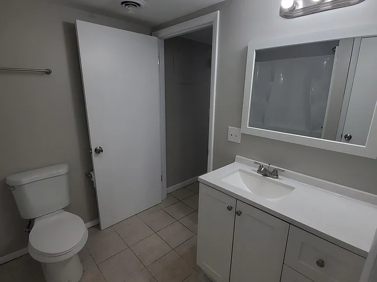 1352 Warpath Dr #6 — Photo 10