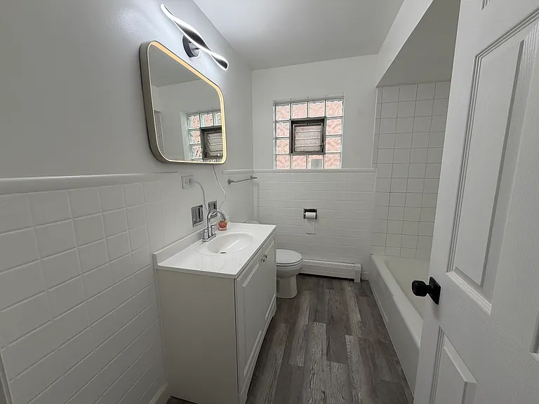 1011 S 13th Ave — Photo 4
