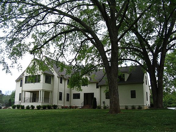 Side elevation