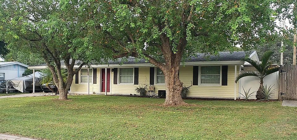 1st image of 1589 Arnold Dr