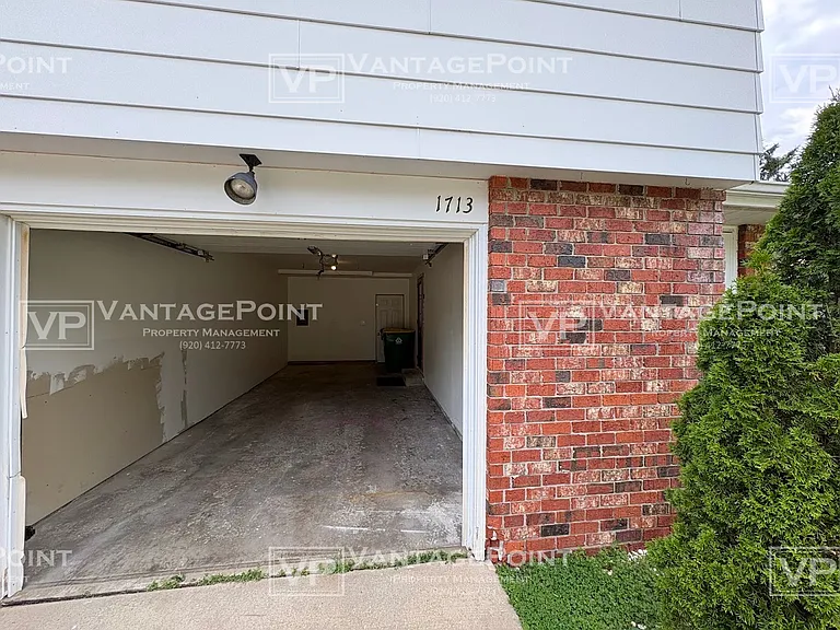1713 Edgehill Dr — Photo 19