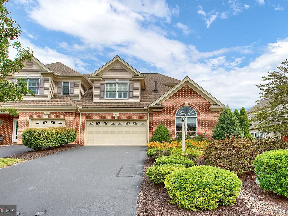 1st image of 4542 Laurelwood Dr