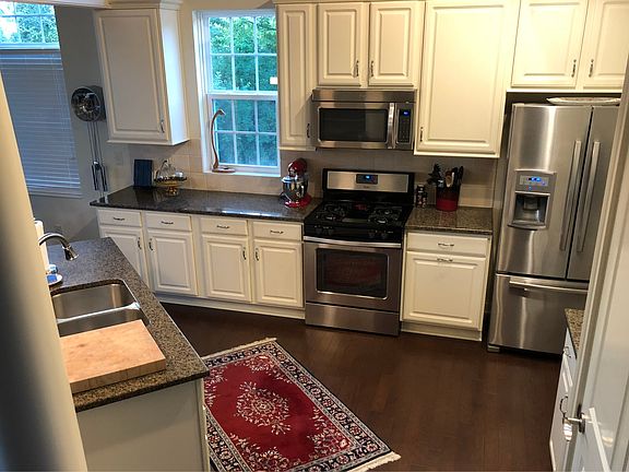5th image of 6844 Beltain Ln