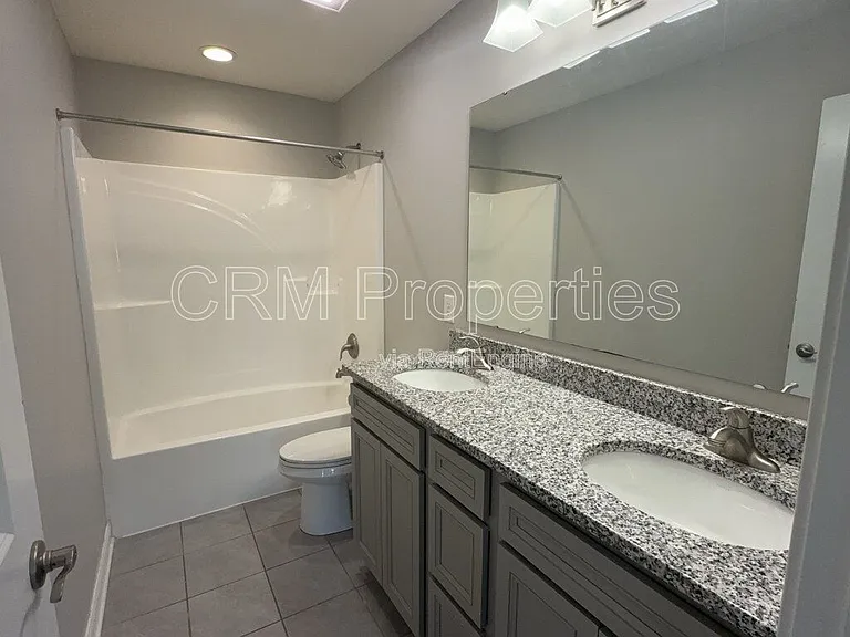 6311 Burgin Dr — Photo 47