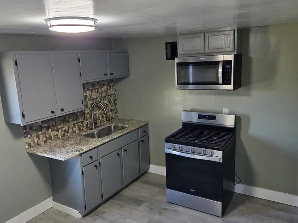 3016 Leechburg Rd #2, New Kensington, PA 15068