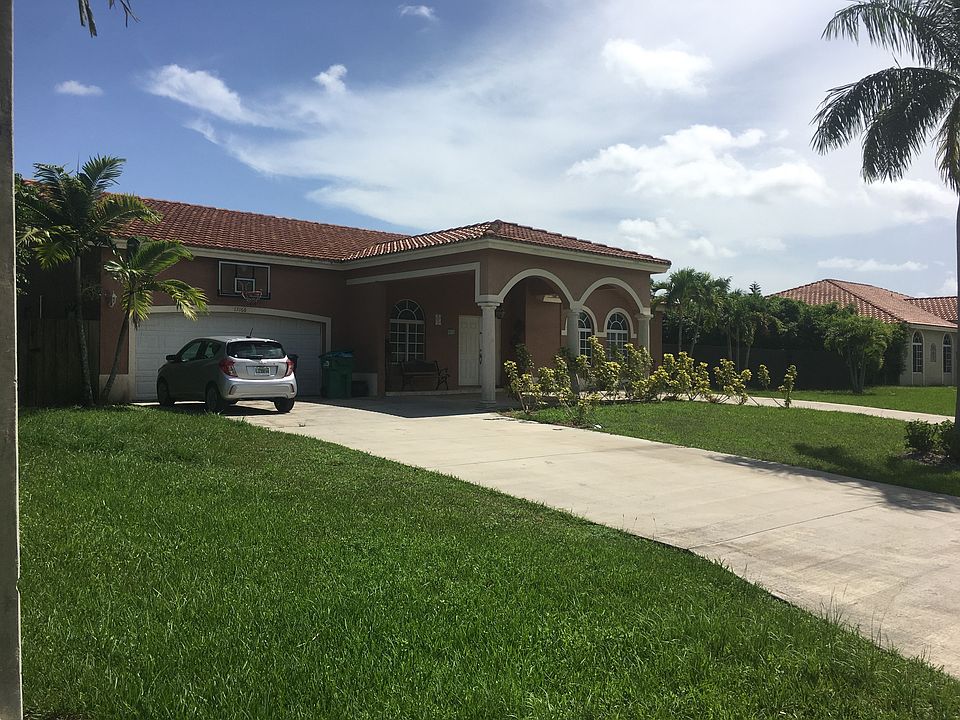 2nd image of 13166 SW 218th Ter
