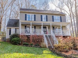 14326 Riverside Dr, Ashland, VA 23005