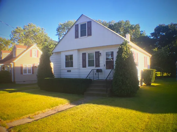 1228 W Mill St, Quakertown, PA 18951