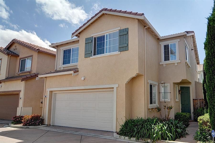 1st image of 2150 Kingsbury Cir