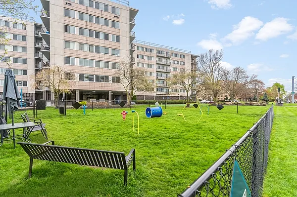 The Venue Apartment Homes — Photo 37