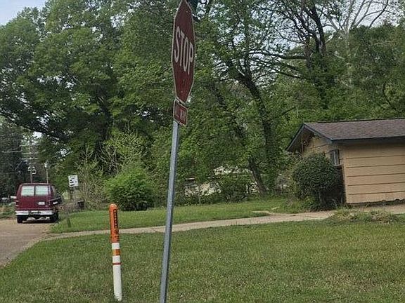 4th image of 1151 Wooddell Dr