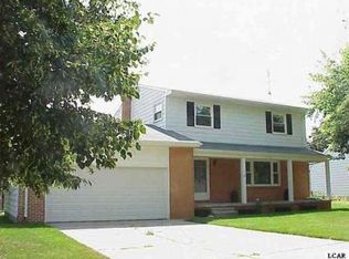 1408 Southwick Dr, Tecumseh, MI 49286