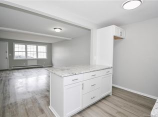 627 Millville Ave APT 9-12, Naugatuck, CT 06770