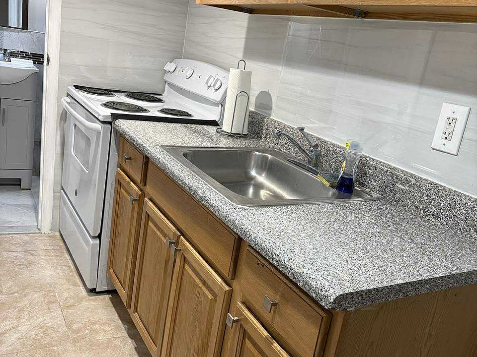 1st image of 109-00 125th St #1