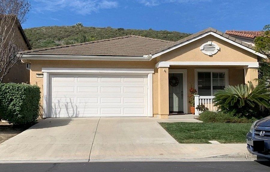 1st image of 209 Canyon Creek Way