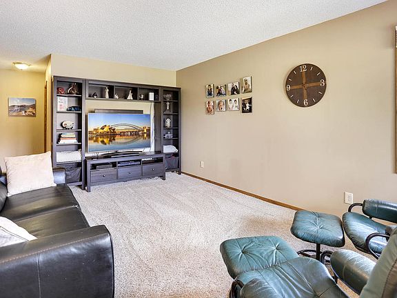 5th image of 15399 39th Ave N