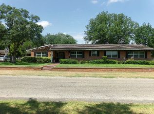 2711 28th St, Snyder, TX 79549