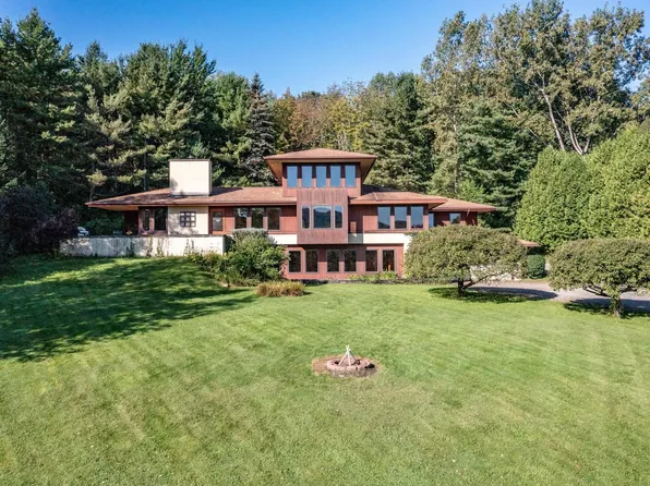 4722 Oak Hill Road, Williston, VT 05495