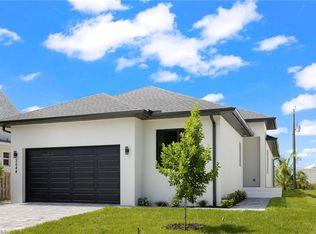 3012 Pine Tree Dr, Naples, FL 34112