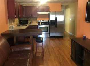 569 Smithfield Rd APT 25, North Providence, RI 02904