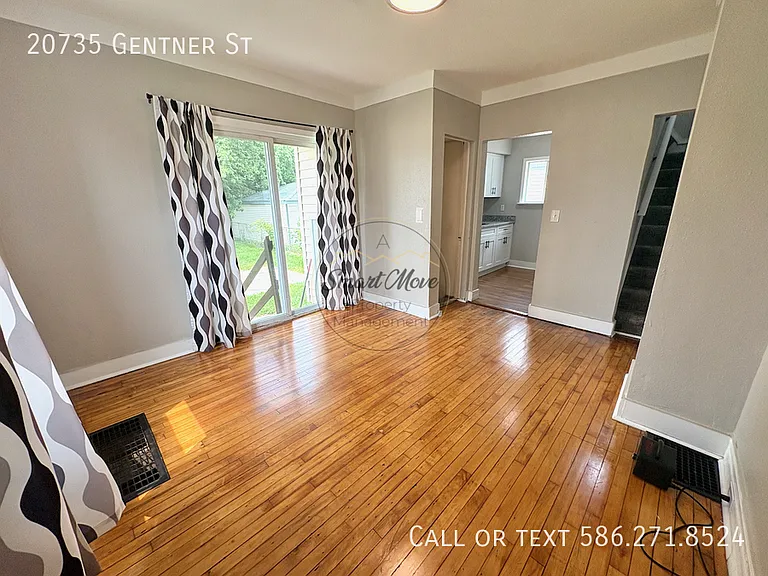 20735 Gentner St — Photo 6
