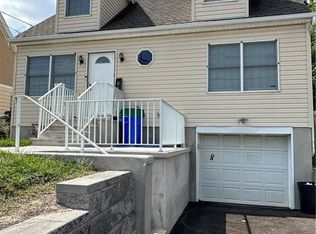 16 Albourne St, South River, NJ 08882