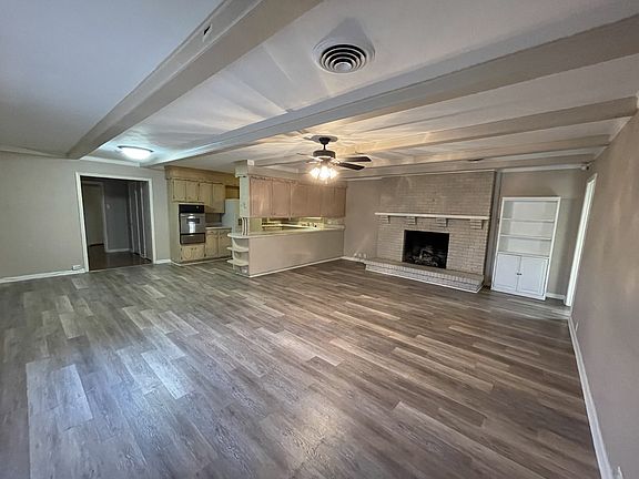 2nd image of 611 E University Dr #201
