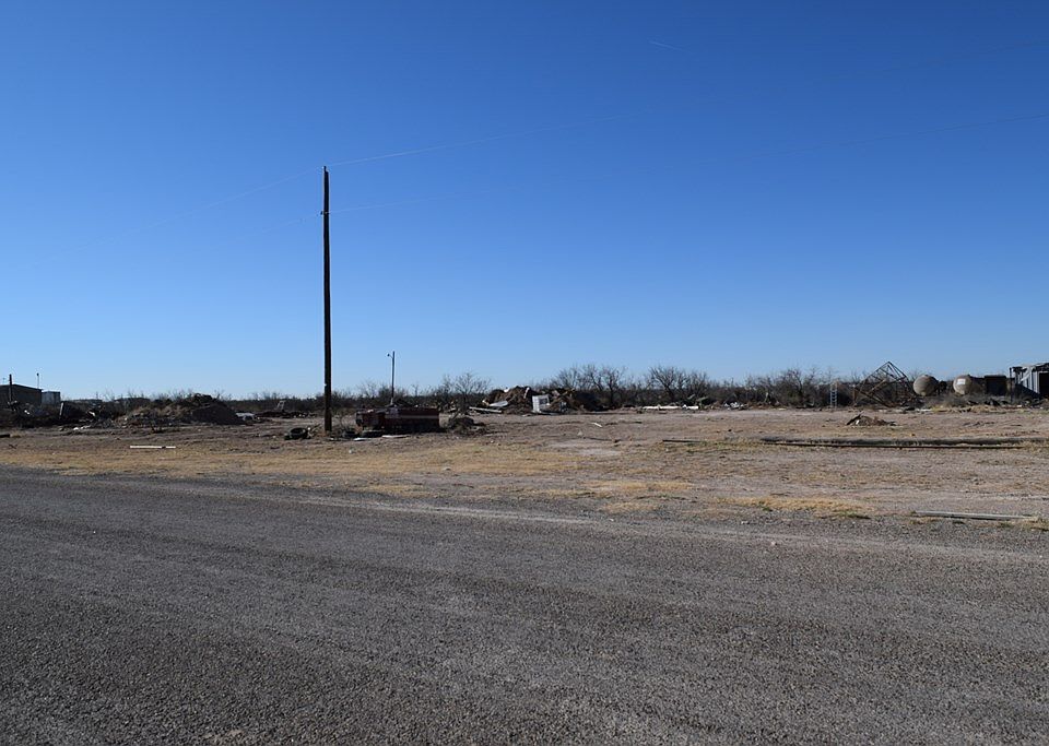 2nd image of 6153 N Mark Twain Ave