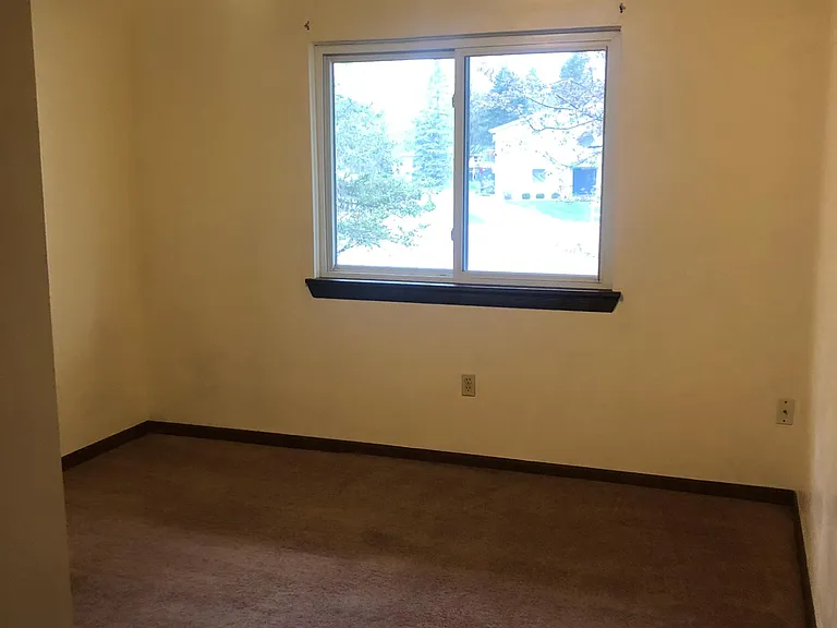 13065 Prairie View Dr #2 — Photo 6
