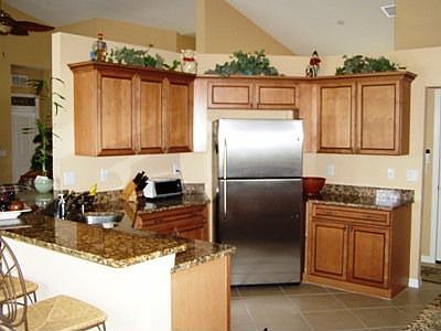 Granite, Stainless Steel, Upgraded Cabinets