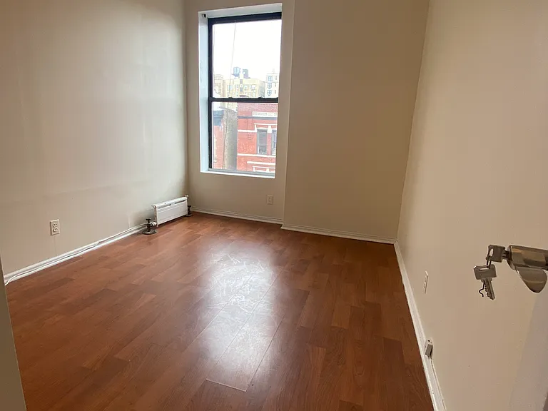 73 W 83rd St #5E — Photo 6