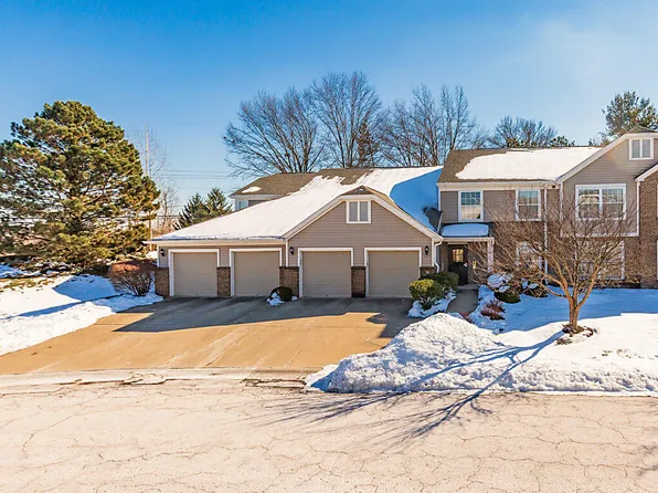 201 S Watchtower Dr APT 302, Wilder, KY 41076