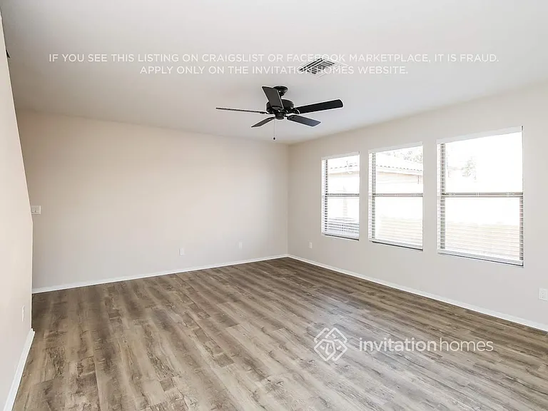1546 S Danielson Way — Photo 3