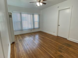 138 1/2 W 41st St, Los Angeles, CA 90037
