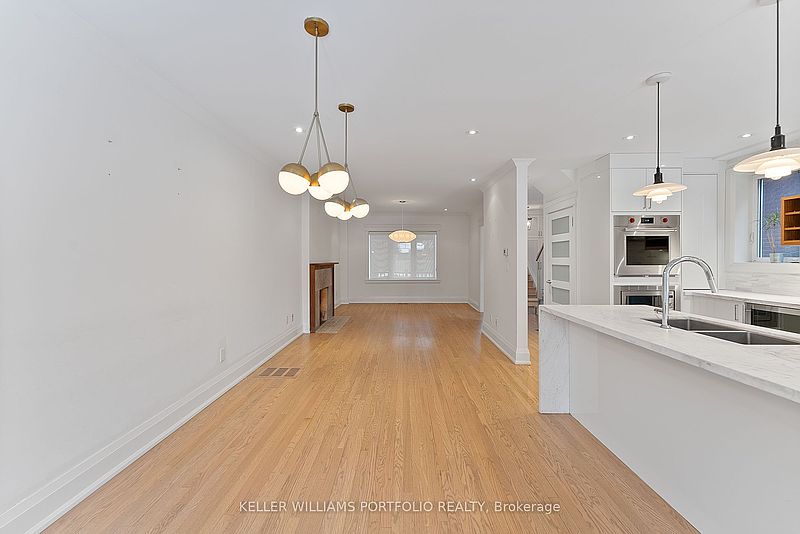 Toronto House for rent - 3 Bedrooms — photo 14