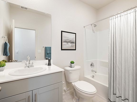 Residence 3 Gallery - bathroom