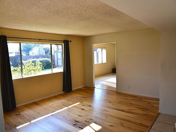5th image of 6009 Preston Ct