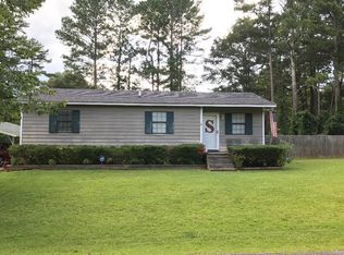 585 Poplar Cir, Iuka, MS 38852