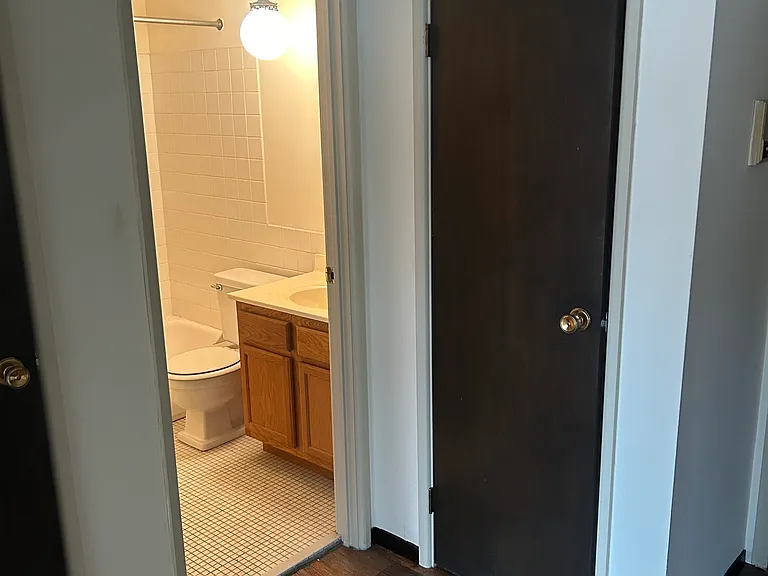 2650 Colfax Ave S #304 — Photo 3