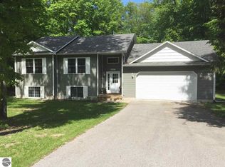 10248 Betsie Creek Dr, Interlochen, MI 49643