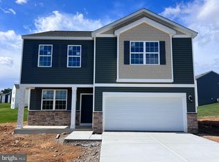 396 Gatehouse Pl, Charles Town, WV 25414