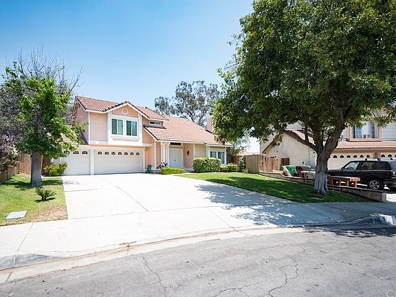 3rd image of 12020 Drury Ln