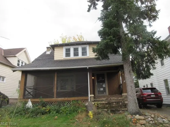8420 Vineyard Ave, Cleveland, OH 44105
