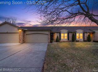 15739 Revere Dr, Clinton Township, MI