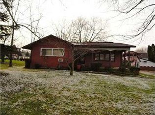 686 Wilhelm Rd, Hermitage, PA 16148