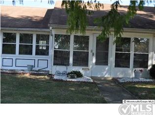 360A Chesterfield Ct, Lakewood, NJ 08701